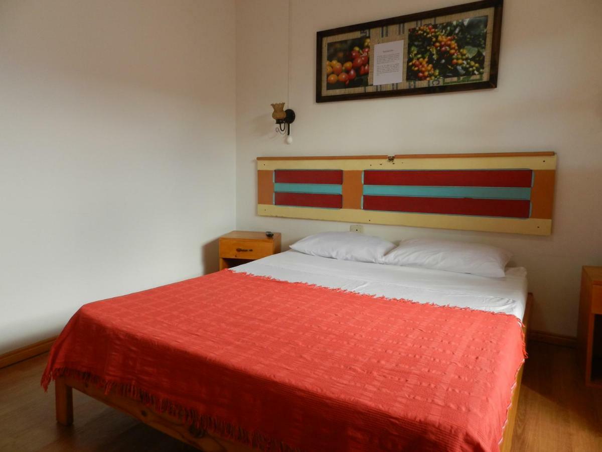 Hostal Don Jose Santa Rosa de Cabal Exterior photo